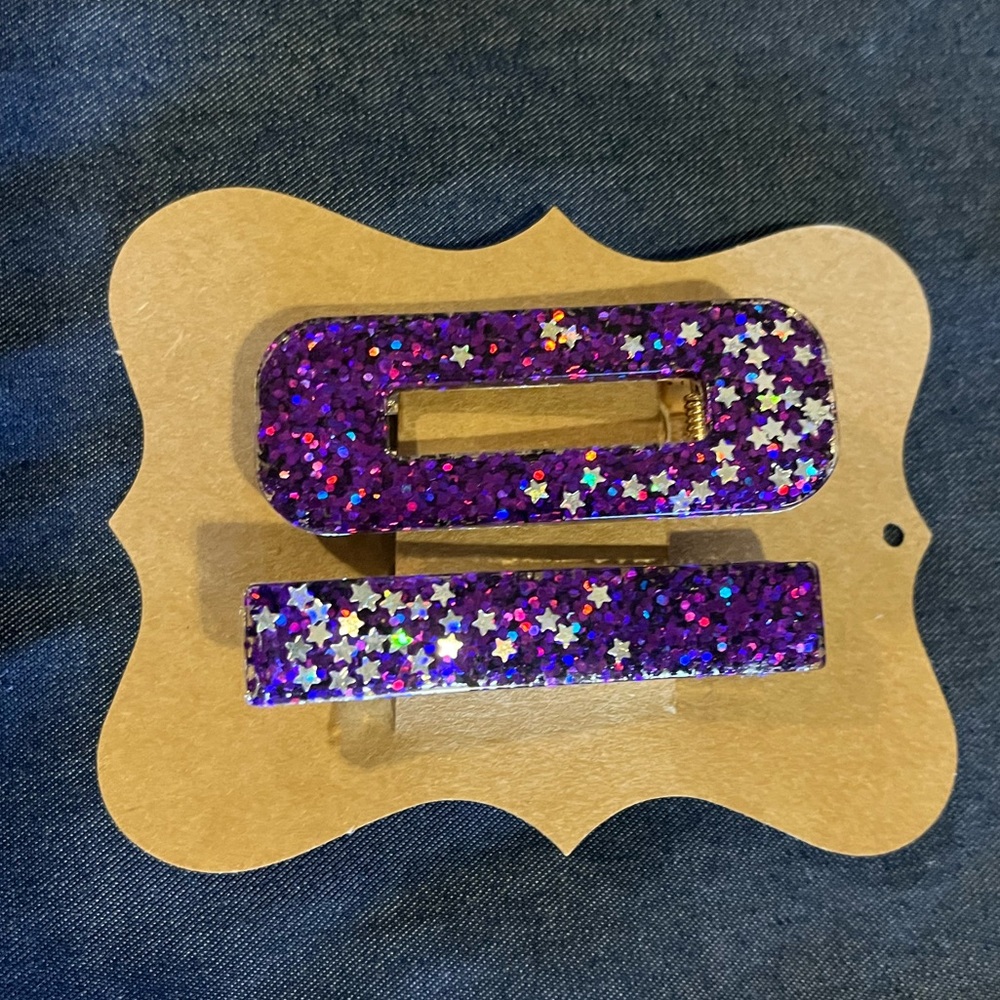 Resin clip set, purple glitter and silver star confetti!